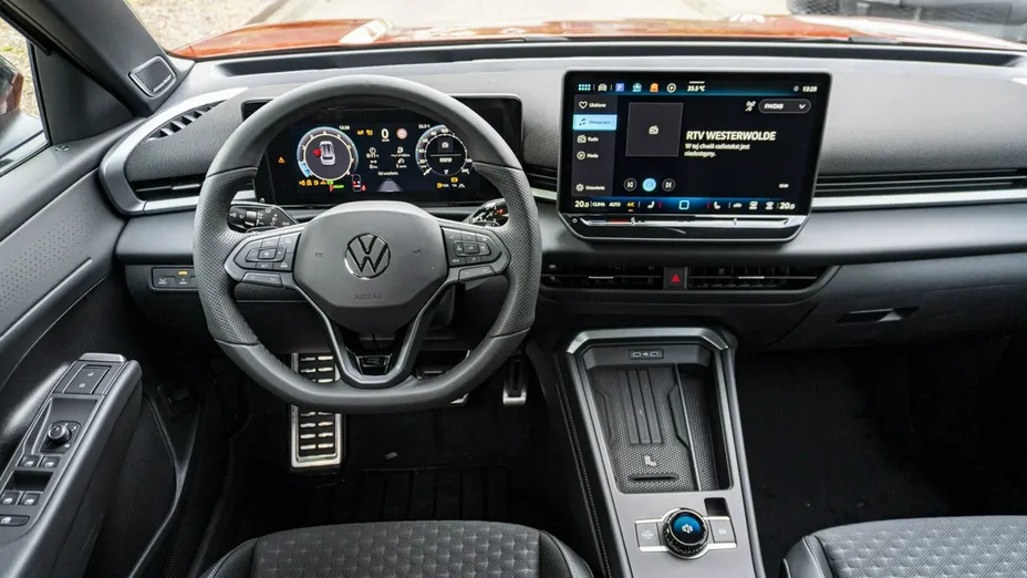 VOLKSWAGEN T-ROC -