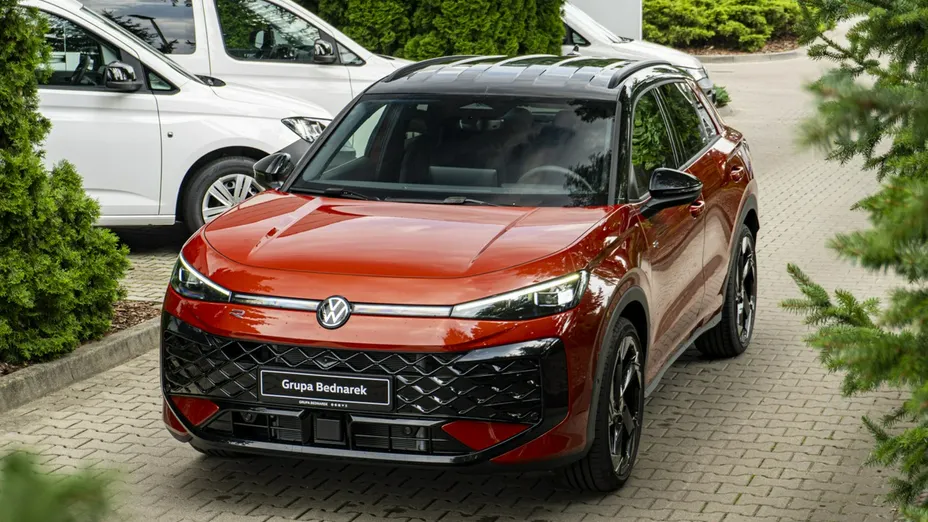 VOLKSWAGEN T-ROC -