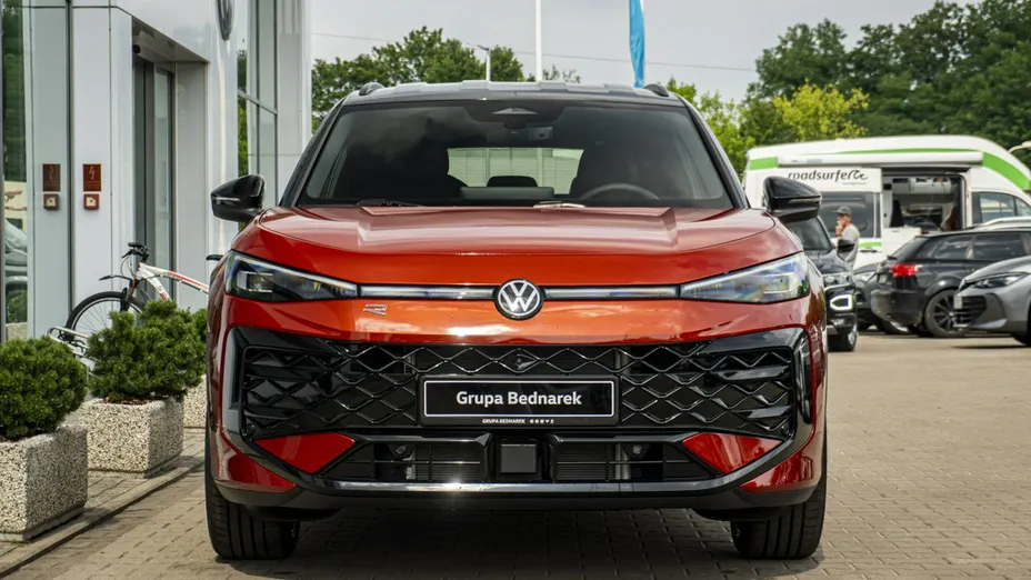 VOLKSWAGEN T-ROC -