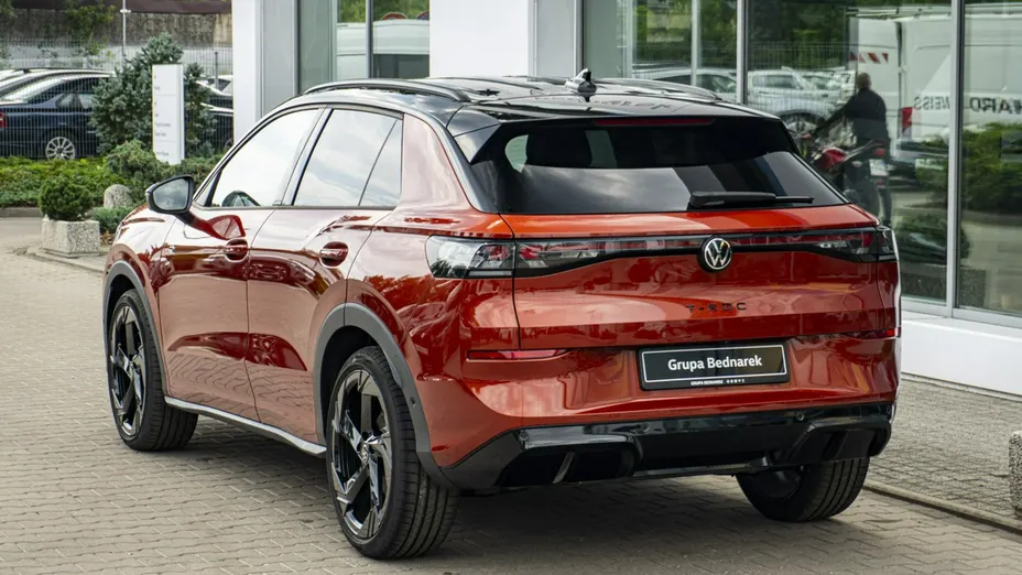 VOLKSWAGEN T-ROC -