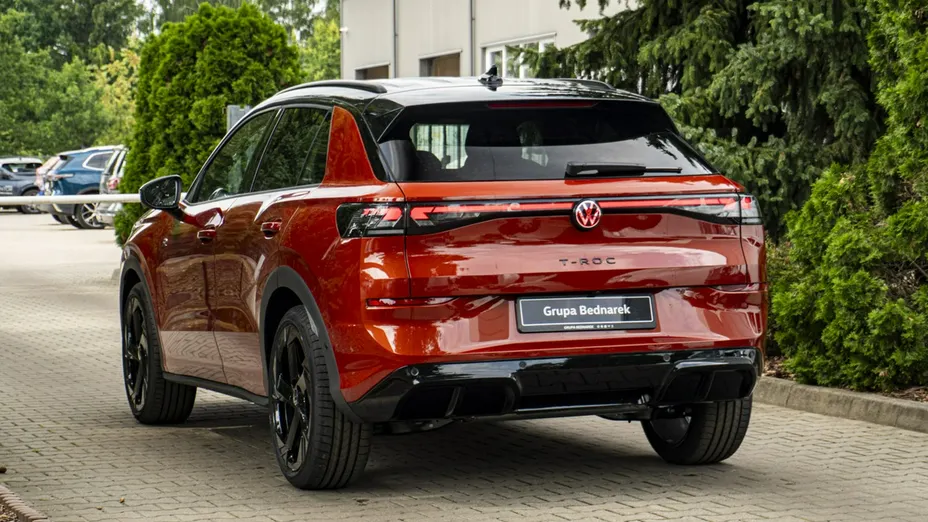 VOLKSWAGEN T-ROC -
