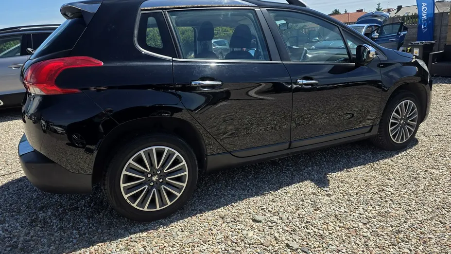 PEUGEOT 2008 -