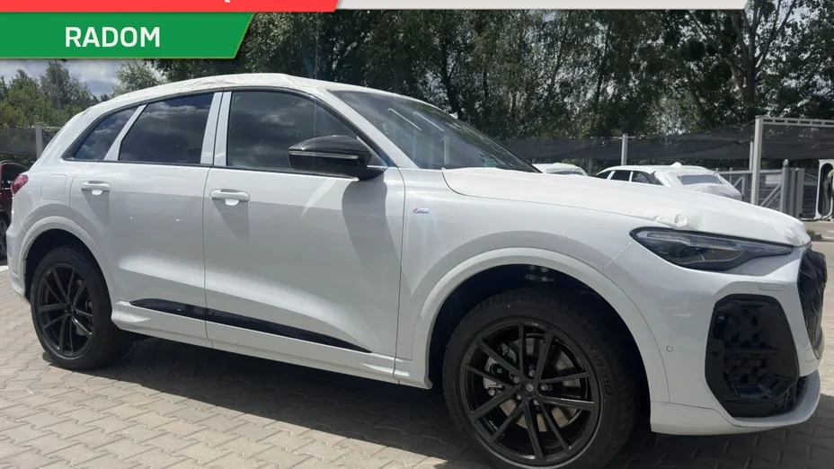AUDI Q5 -