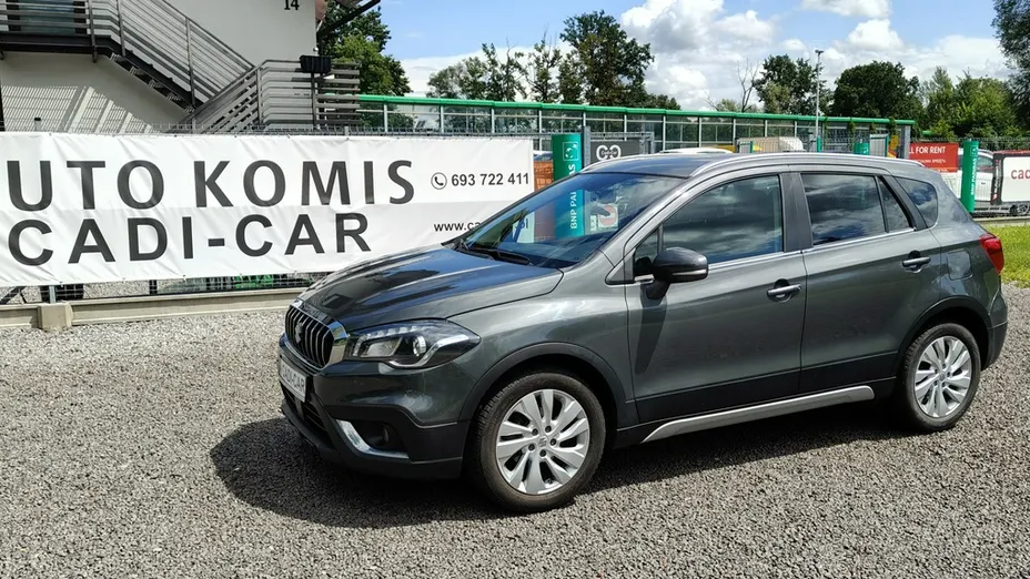 SUZUKI S-Cross -
