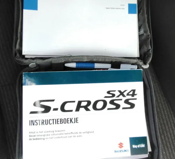 SUZUKI S-Cross -