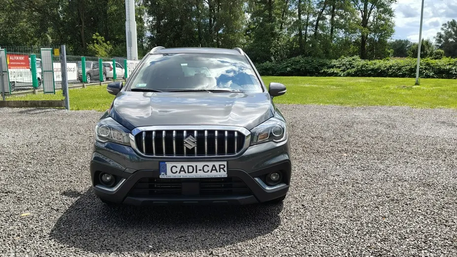 SUZUKI S-Cross -