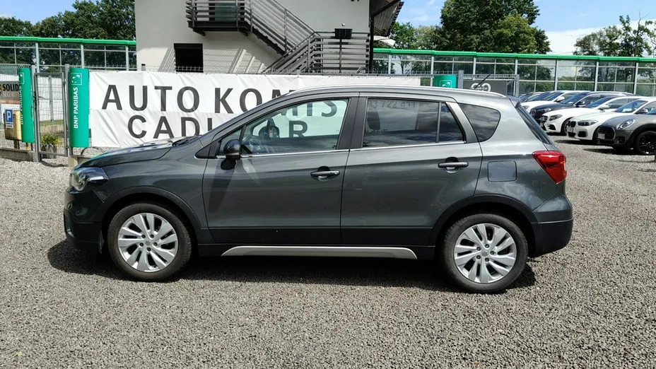 SUZUKI S-Cross -