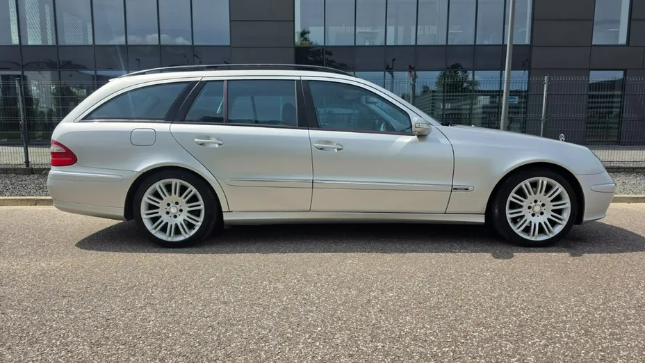 MERCEDES-BENZ E Klasa -
