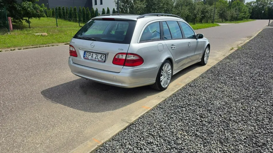 MERCEDES-BENZ E Klasa -