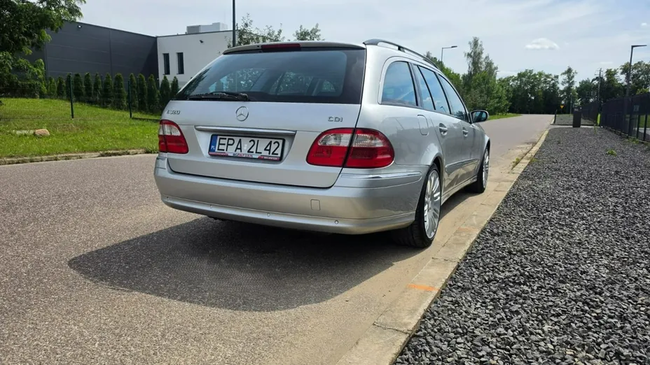 MERCEDES-BENZ E Klasa -