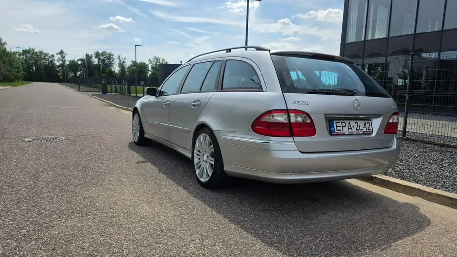 MERCEDES-BENZ E Klasa -