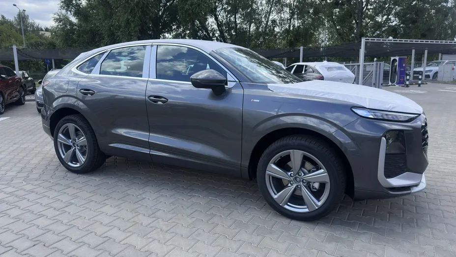 AUDI Q3 Sportback -