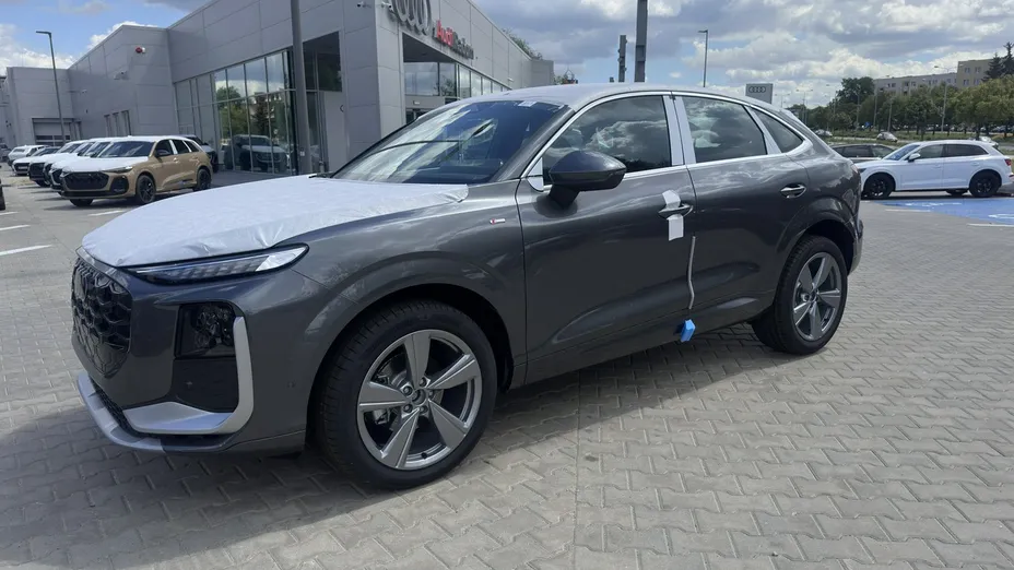 AUDI Q3 Sportback -