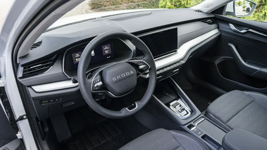 SKODA Octavia -