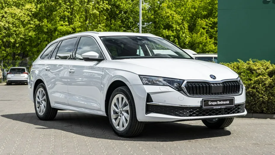 SKODA Octavia -
