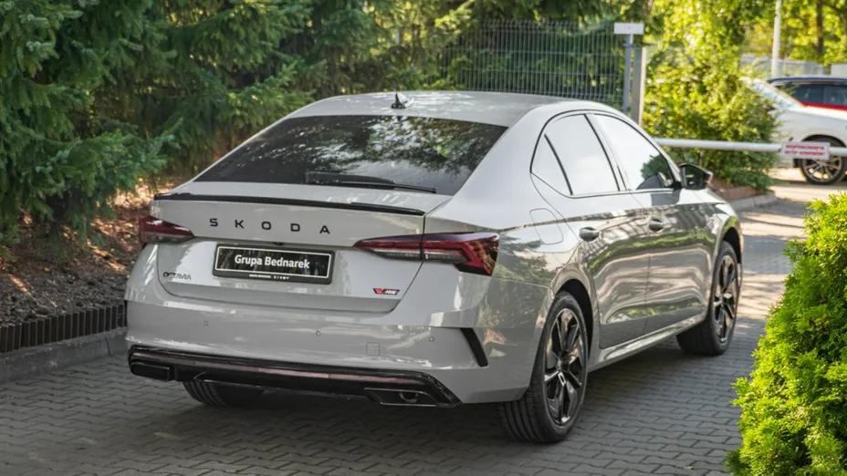 SKODA Octavia -