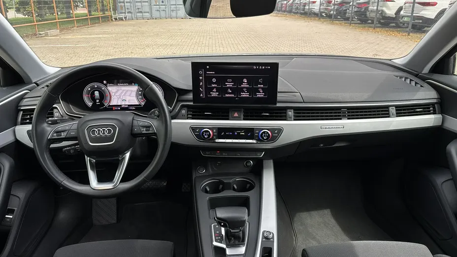 AUDI A4 -