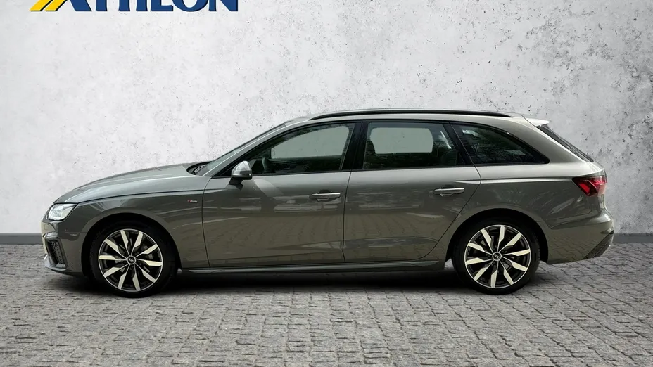 AUDI A4 -