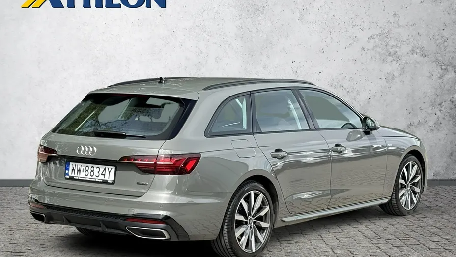 AUDI A4 -