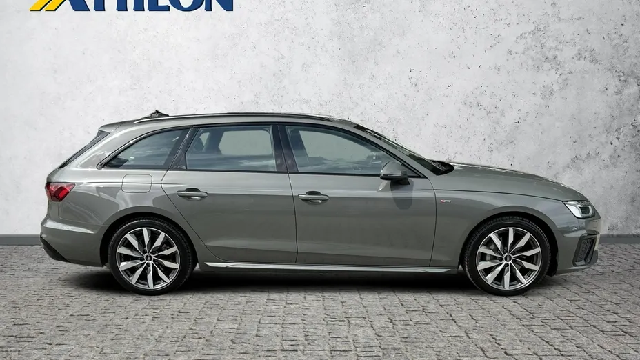 AUDI A4 -