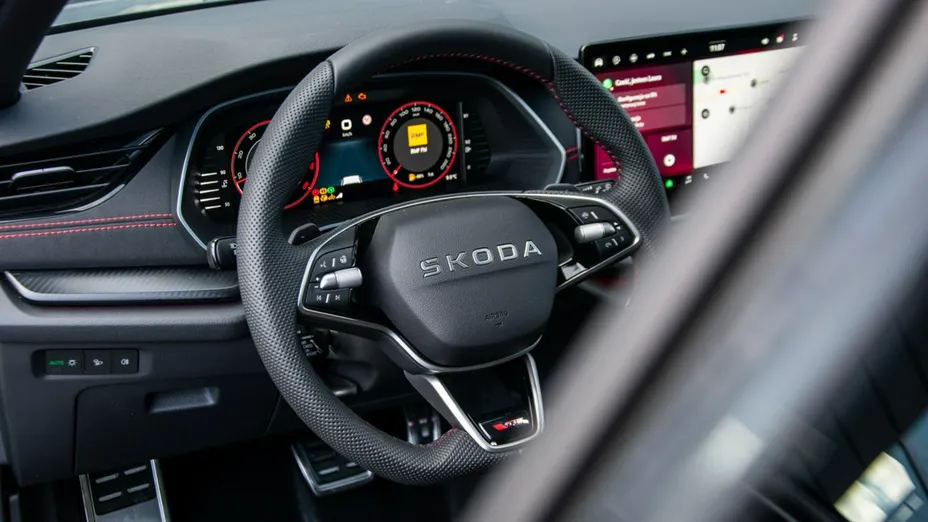 SKODA Octavia -