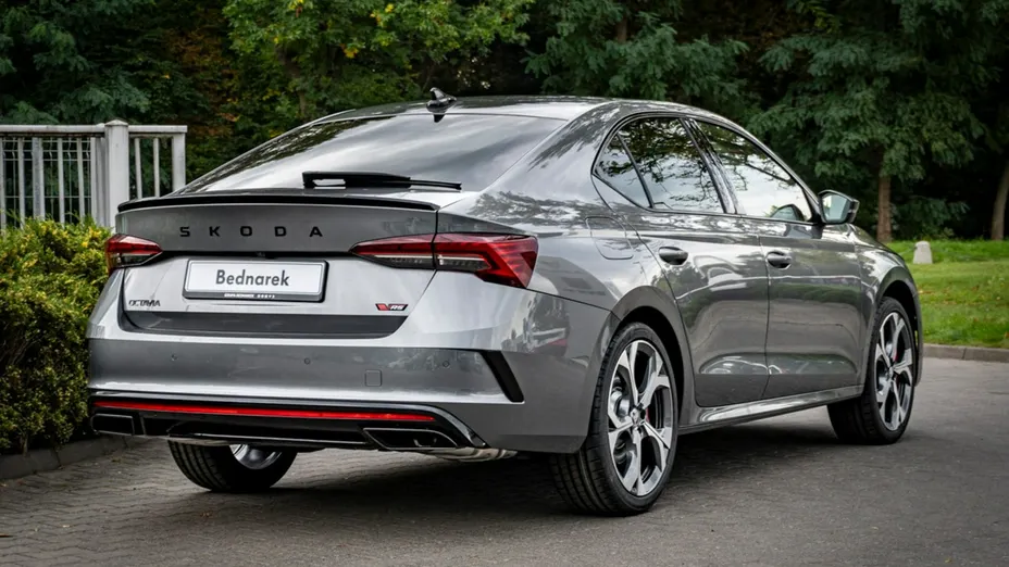 SKODA Octavia -