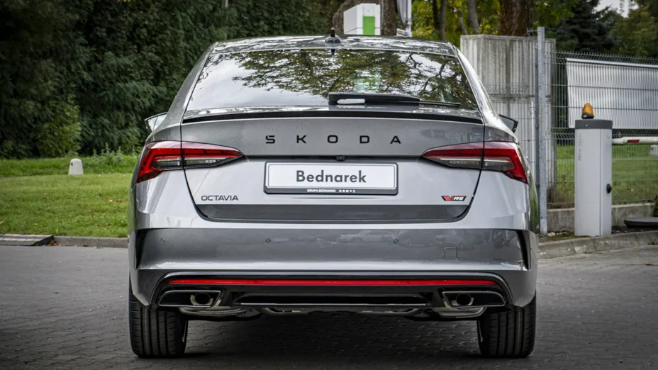 SKODA Octavia -