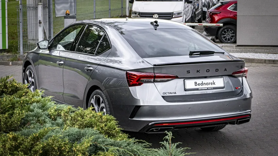 SKODA Octavia -