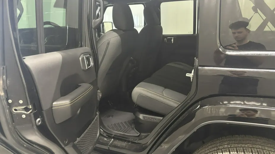JEEP Wrangler -