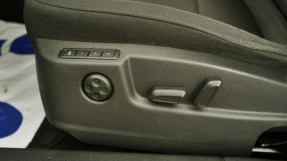 SKODA Superb -