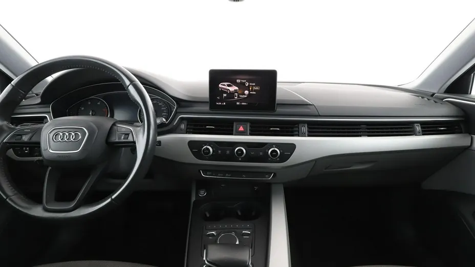 AUDI A4 -