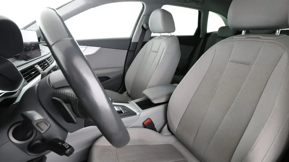 AUDI A4 -