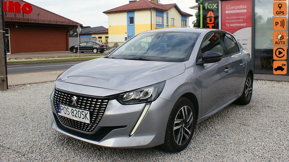 PEUGEOT 208 -