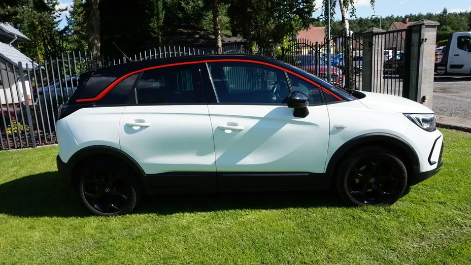 OPEL Crossland X -