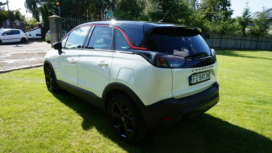 OPEL Crossland X -