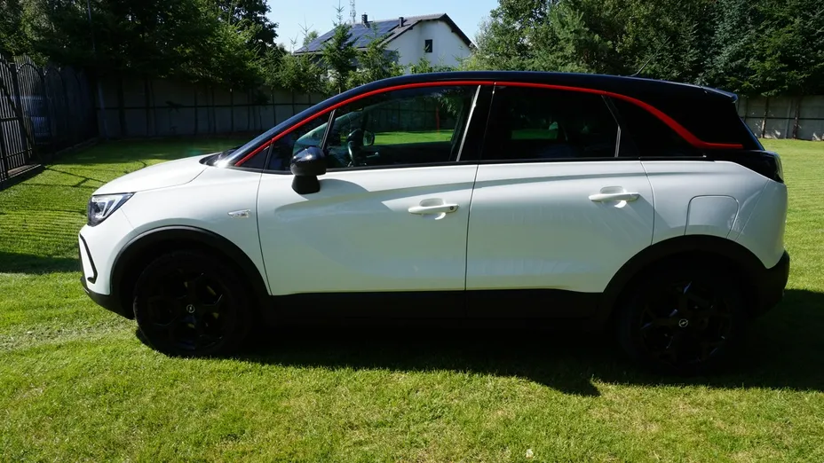 OPEL Crossland X -