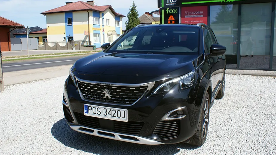 PEUGEOT 3008 -