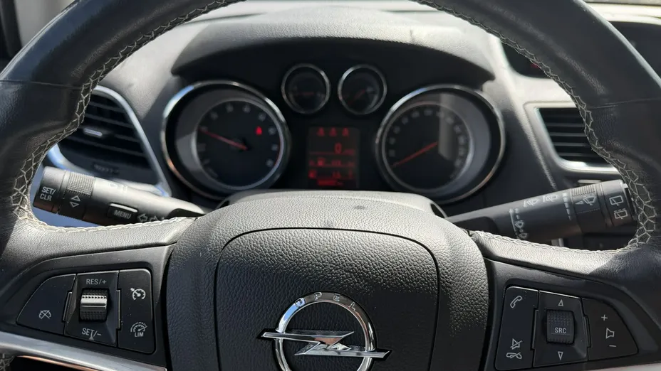 OPEL Mokka -