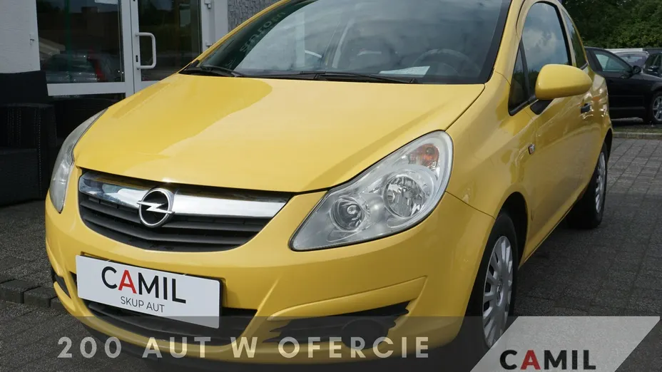 OPEL Corsa -