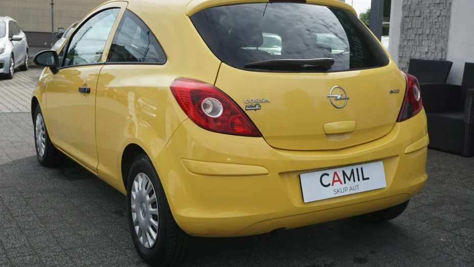 OPEL Corsa -