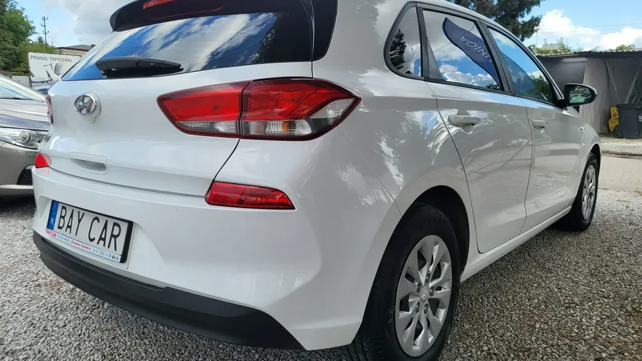 HYUNDAI i30 -