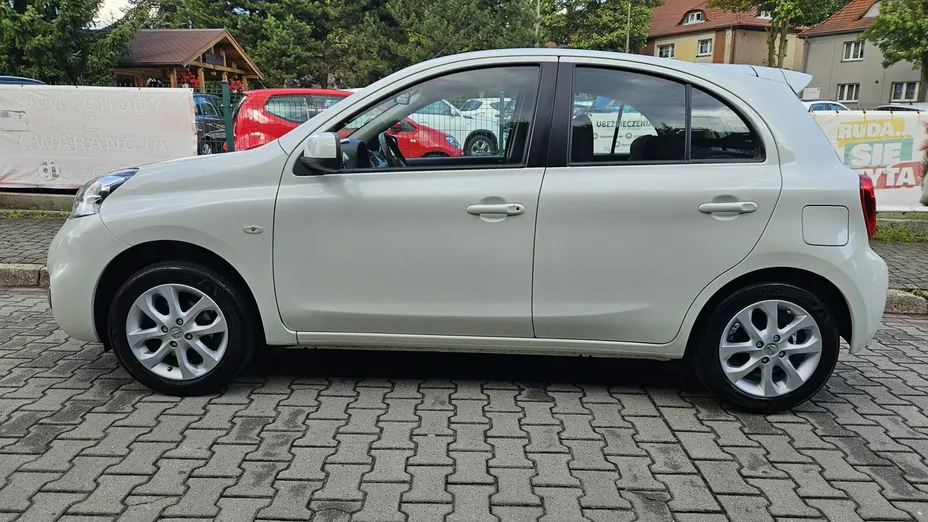 NISSAN Micra -