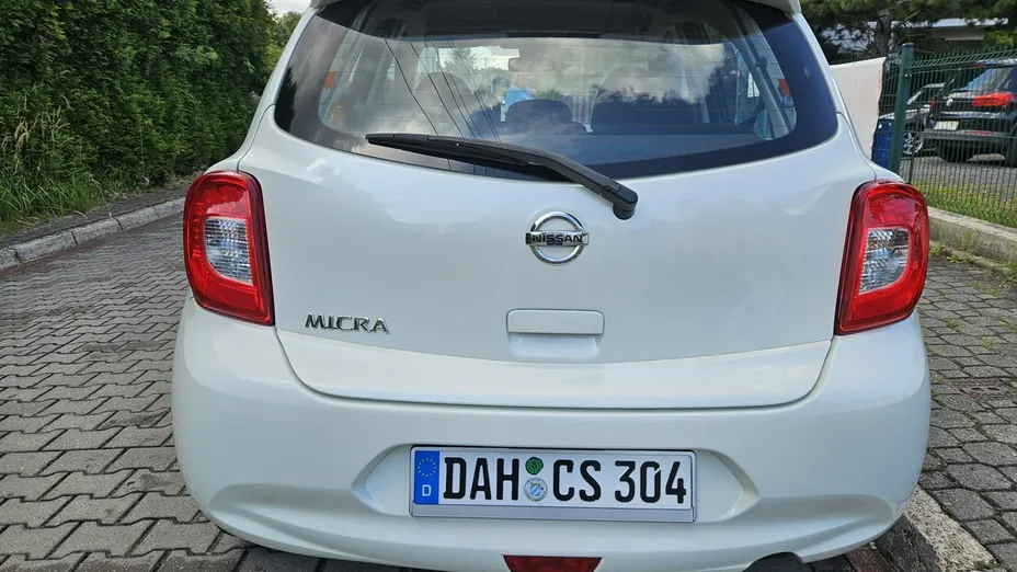 NISSAN Micra -