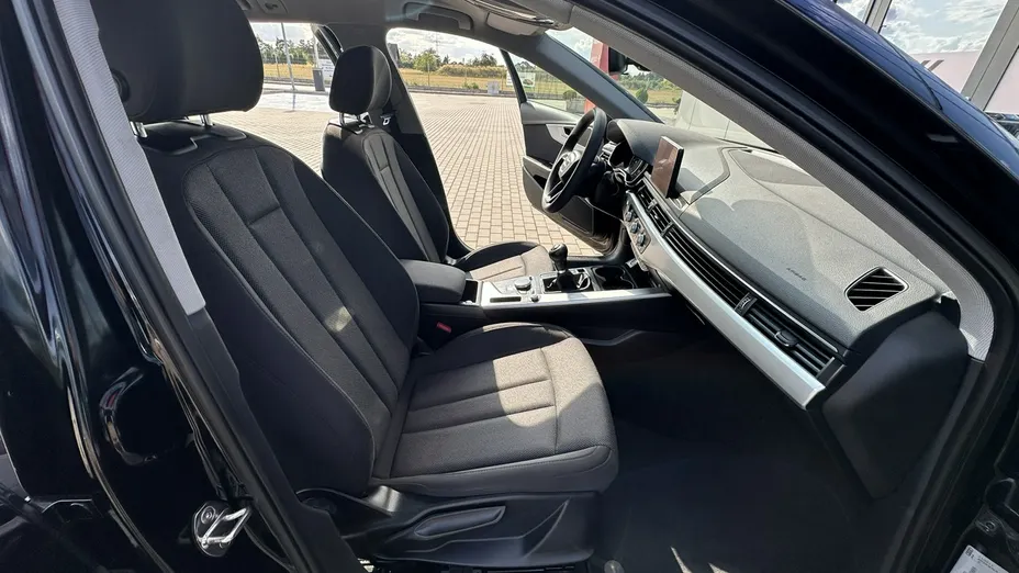 AUDI A4 -