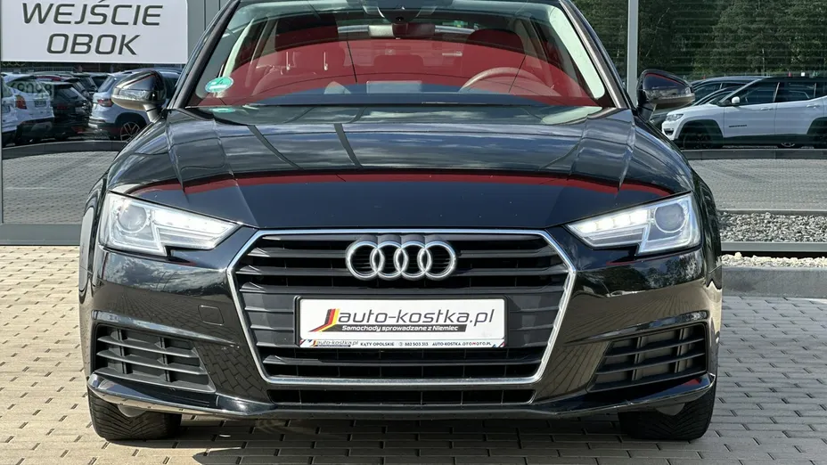 AUDI A4 -