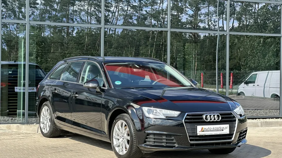 AUDI A4 -