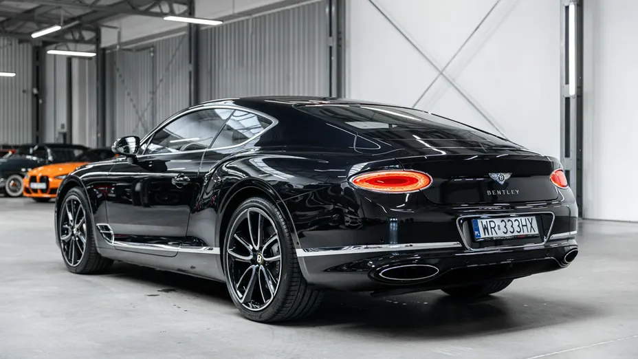 BENTLEY Continental -