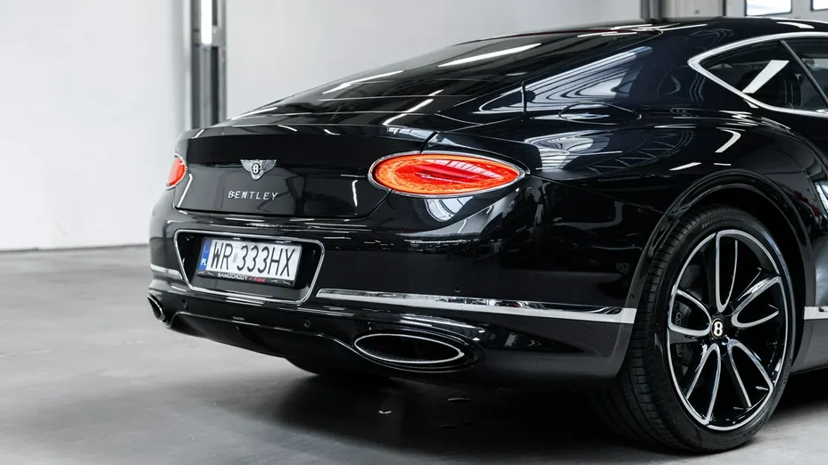 BENTLEY Continental -