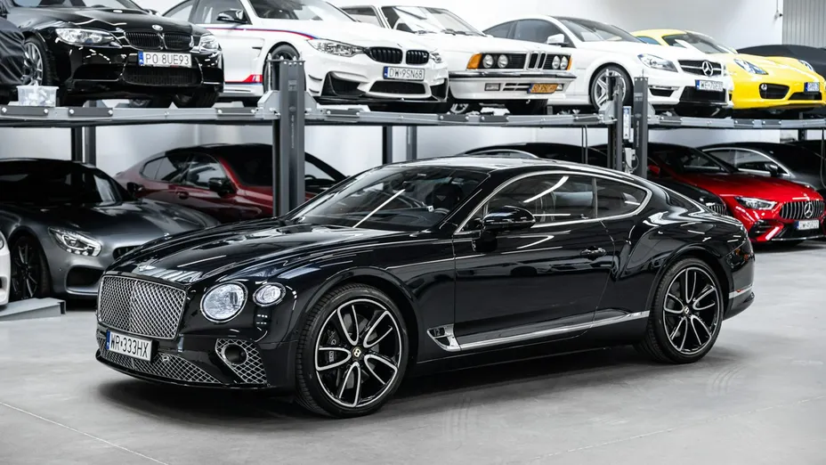 BENTLEY Continental -