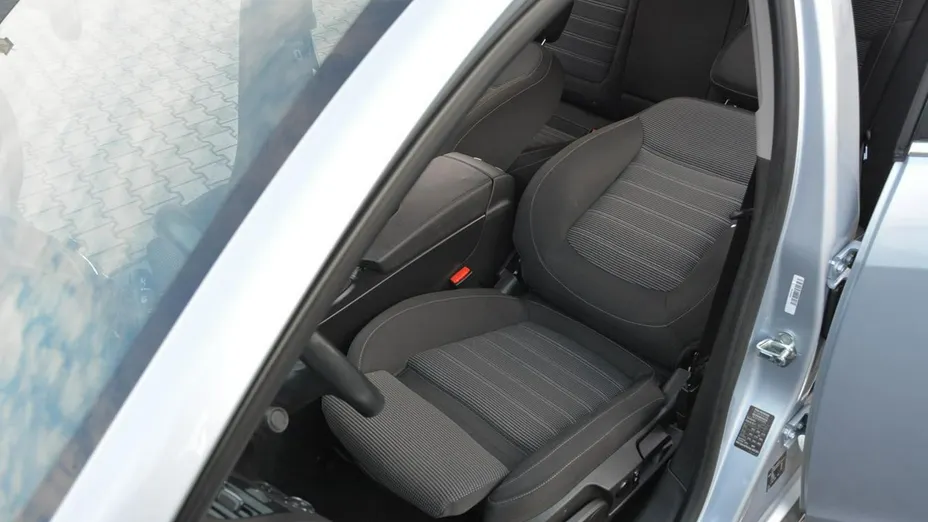 OPEL Insignia -
